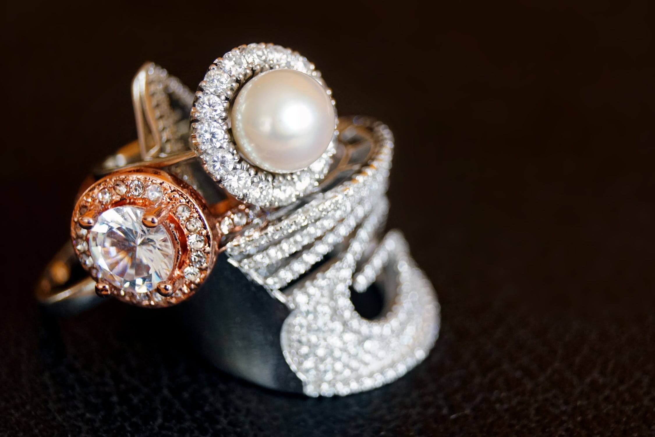 7 Leading Rules For Selecting The Right Jewelry For An Event